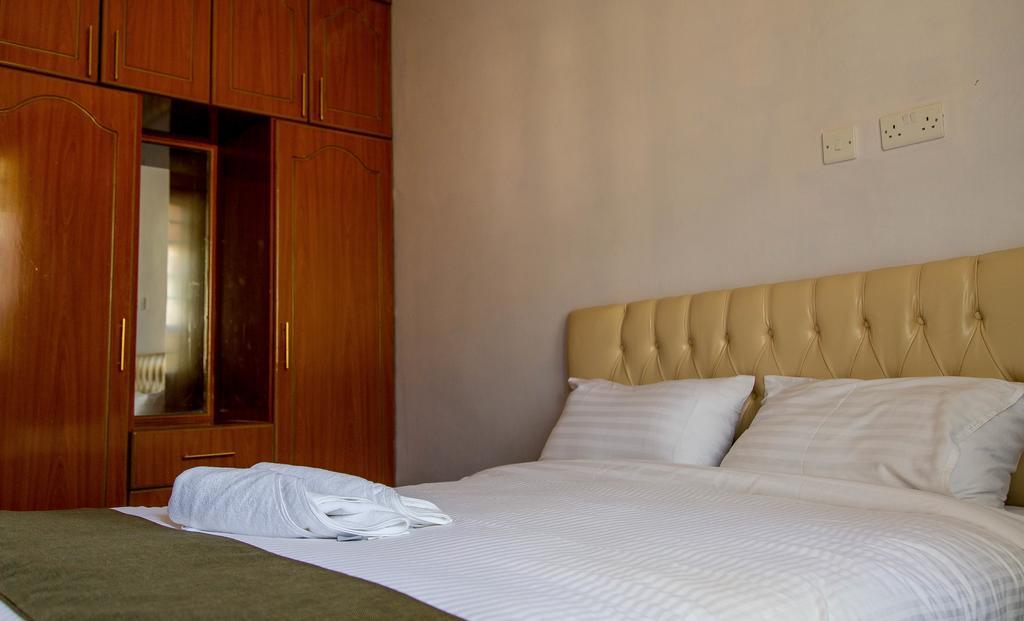 Kuniville Guest House Nyeri Esterno foto