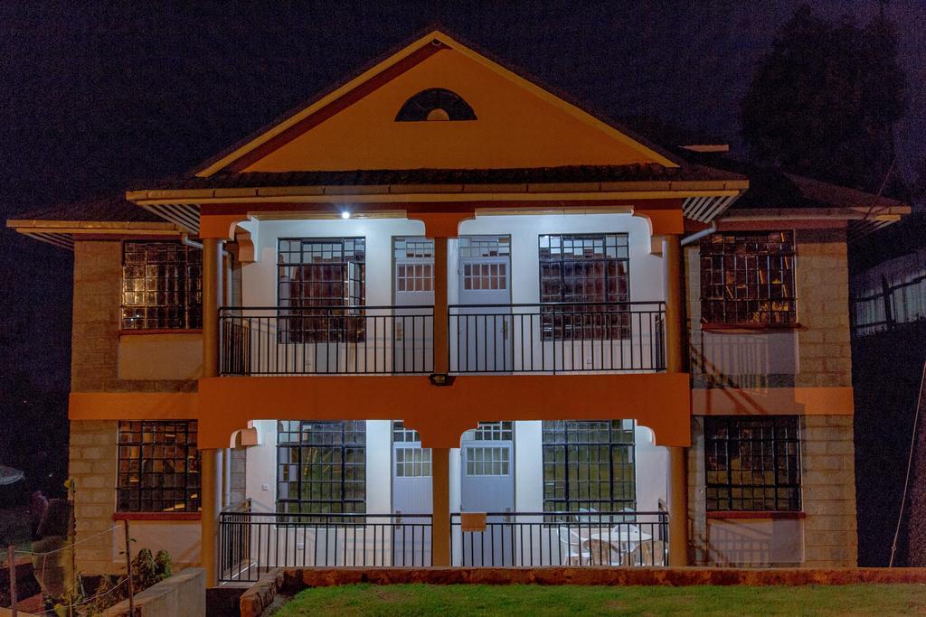 Kuniville Guest House Nyeri Esterno foto