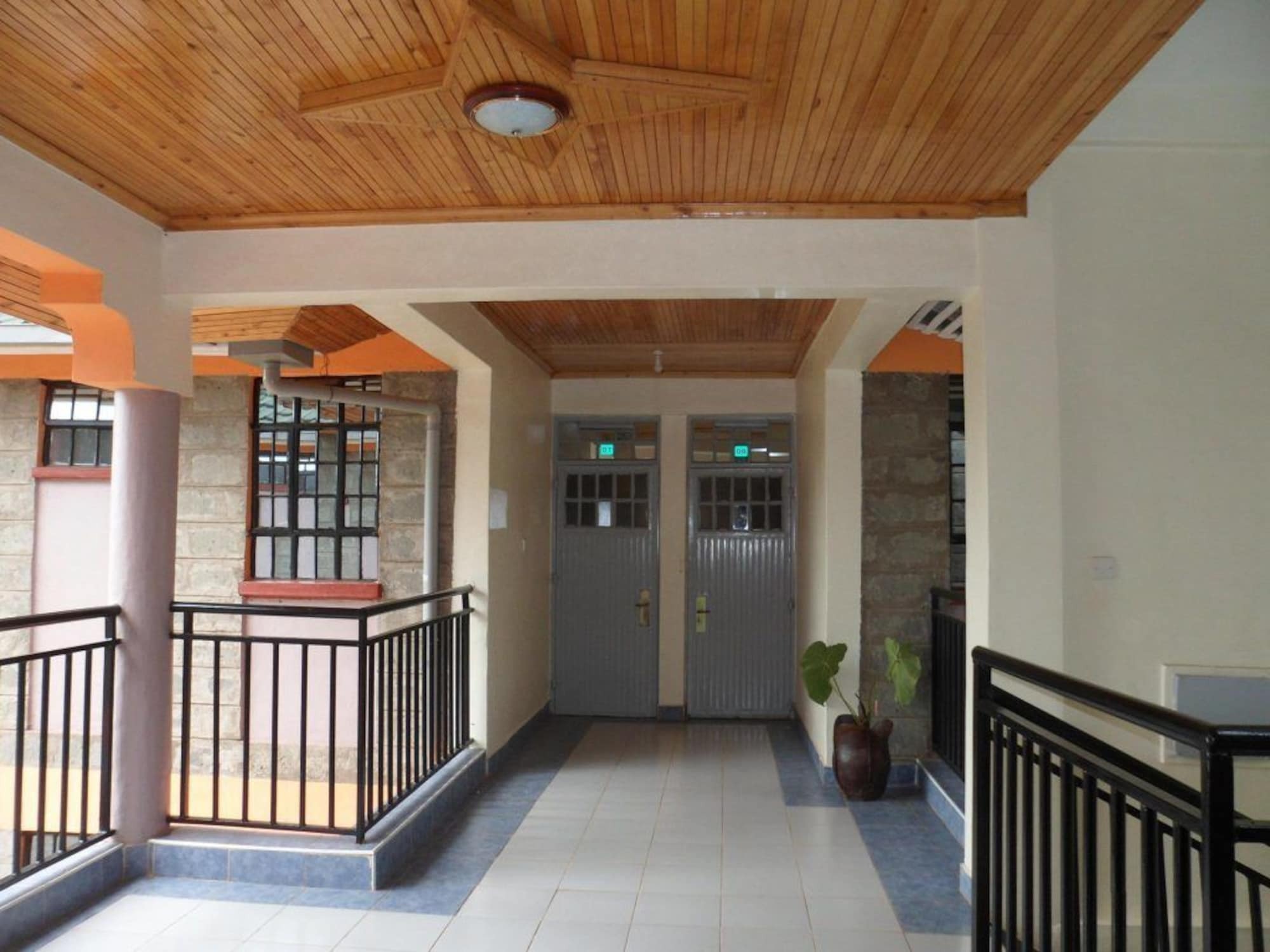 Kuniville Guest House Nyeri Esterno foto